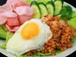 Jarang Disadari, Kenali Bahaya Makan Nasi Goreng dengan Timun