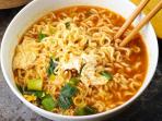 Makan Mie Instan Siapa Sangka Tak Berbahaya Bagi Tubuh, Ini Penjelasannya!