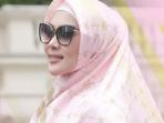 Pernah Berpakaian Tertutup, Intip Inspirasi Gaya Busana Syar'i ala Syahrini