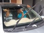 Begini Cara Cepat dan Mudah Hilangkan Baret di Kaca Mobil