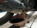 Bukan Gaib, Ini 5 Penyebab Oli Mesin Motor Cepat Habis Meski Baru Diganti