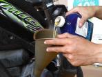 Perhatikan 2 Hal Ini Agar Tak Tertipu Oli Motor Palsu