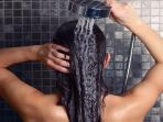Sering Dilakukan, Hindari 5 Kesalahan Saat Mandi dengan Shower yang Bisa Pengaruhi Kesehatan