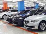 Simak Untung Rugi Beli Mobil Mewah Secara Bekas
