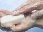  Ketahui Bahaya Penggunaan Sabun Antiseptik untuk Mandi, Salah Satunya Sebabkan Kulit Kering
