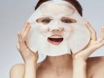 Cara Mudah Bikin Sheet Mask DIY ala Korea, Bisa Coba di Rumah Nih