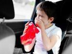 Moms, Ikuti Cara Ini Yuk Agar Anak Tidak Mabuk Saat Perjalanan