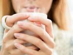 9 Manfaat Minum Air Hangat di Pagi Hari Saat Perut Kosong Bagi Kesehatan