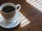 Suka Ngopi? 5 Cemilan Ini Pas Kamu Sandingkan dengan Kopi