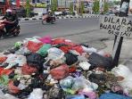 Awas, Ini Dendanya kalau Masih Suka Buang Sampah Sembarangan saat Naik Motor