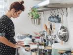 Perhatikan Demi Kesehatan, 5 Peralatan Masak Ini Jadi Sumber Keracunan dan Diare juga Kanker