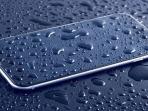 4 Cara Menghilangkan Embun Dari Kamera Ponsel Akibat Kehujanan