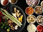 7 Tips Menyimpan Bahan Makanan di Dapur Agar Awet dan Tahan Lama