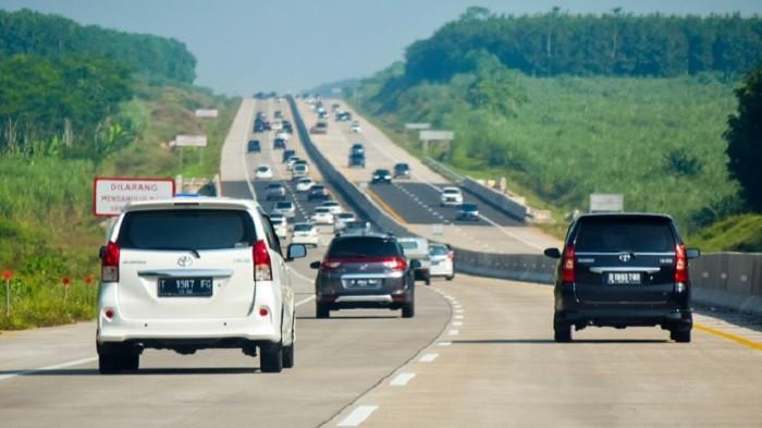 Supaya Terhindar dari Kecelakaan, 4 Hal Ini Harus Diperhatikan Bagi Pengemudi Pemula Saat Lewat Jalan Tol