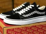 Jangan Salah Beli, Ini 8 Cara Membedakan Sepatu Vans Original atau KW