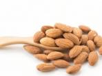 Jarang Diketahui, Ini 4 Kebaikan Kacang Almond untuk Penderita Hipertensi