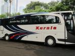 Masih Digunakan Sampai Sekarang, Ini Fungsi Kaca Belakang Pada Bus