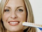 Tingkatkan Percaya Diri, 5 Cara Ini Bisa Putihkan Gigi Kuning Membandel 