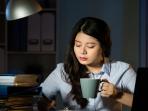 5 Cara Agar Tetap Segar Bugar Meski Sering Begadang