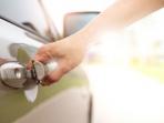 Kerap Diabaikan Begitu Saja, Jangan Lupa Perhatikan 3 Hal Ini Ketika Membuka Pintu Mobil
