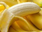 Begini Tips Mudah Memutihkan Gigi dengan Kulit Pisang, Bisa Dicoba Nih