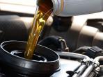 Bolehkah Oli Mobil Digunakan pada Motor? Biar Gak Keliru, Cek Penjelasan Ini