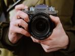 Cek Harga Kamera Mirrorless Fujifilm X-T4 yang Resmi Hadir di Indonesia