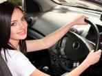 Mulai Macet Hingga Banjir, Simak 5 Musuh Wanita Saat Mengemudikan Mobil