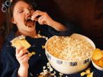 Waspadai, 5 Kebiasaan yang Sering Dilakukan Setelah Makan Ini Berisiko Buruk untuk Proses Pencernaan