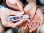 Bukannya Kuman Hilang, Ini Bahaya Keseringan Pakai Hand Sanitizer