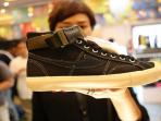 Ini 5 Brand Lokal Sepatu Sneakers yang Populer di Kalangan Milenial