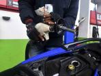 Jangan Sampai Full Tank, Ini Batas Aman Isi Bensin Motor Anda