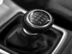 Perhatikan, Gigi Mundur Mobil Manual Ternyata Berbeda Beda