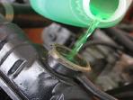 Yuk Mengenal Cara Kerja Air Radiator, Cairan Pendingin yang Bikin Awet Mesin