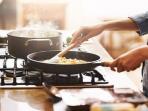 Bolehkan Memanaskan Makanan untuk Menu Sahur? Simak Aturan dan Penjelasannya Berikut