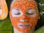 Buat Kulit Wajah Cerah dan Sehat dengan 5 Masker Buah-Buahan Alami Ini