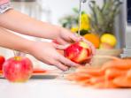 Guys, Mencuci Buah dan Sayur Segar dengan Sabun Akan Sebabkan Sakit Perut yang Berbahaya.