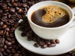 Segera Kurangi Konsumsi Kopi Jika Anda Merasakan 3 Gejala Ini
