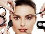 5 Produk Makeup Dasar yang Wajib Dimiliki Oleh Pemula, Sudah Punya Belum? 