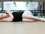 Kenali Efek Negatif Tidur di Lantai Bagi Kesehatan, Salah Satunya Bisa Picu Reaksi Alergi