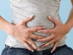 5 Tips Mengatasi Perut Begah Akibat Makan Terlalu Banyak 