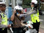 Pakai Helm Berlogo SNI Tapi Masih Kena Tilang? Ternyata Ini Cara Polisi Cek Keasliannya