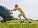 Tidak Boleh Sembarangan, Mendorong Mobil Mogok Ternyata Ada Aturannya