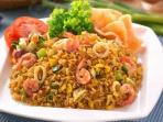 Waspadai Bahaya Mengintai Kalau Keseringan Makan Nasi Goreng, Salah Satunya Sebabkan Keracunan