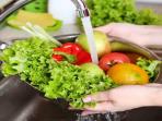 Jangan Malas, Ini Alasan Kenapa Buah dan Sayur Harus Dicuci Dulu Setelah Dibeli dari Supermarket