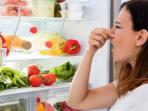 Kulkas di Rumah Mengeluarkan Bau yang Kurang Sedap? Atasi dengan 5 Bahan Alami Ini