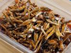 Murah dan Mudah Didapat, Siapa Sangka Sarapan Ikan Teri Berikan Efek Ini untuk Tubuh