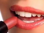 Tips Mudah Pakai Lipstick Agar Tahan Lama Seharian Tanpa Harus Touch Up