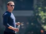 CEO Facebook Mark Zuckerberg Terangkan Kepana Lebih Suka Pakai Smartphone Samsung dari Pada iPhone