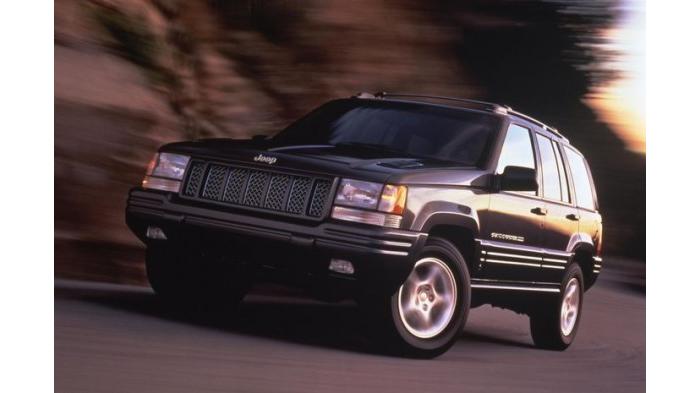 Cocok Bagi Anda yang Mau Memiliki Mobil SUV Amerika, Cek Harga Jeep Grand Cherokee Tahun 2000